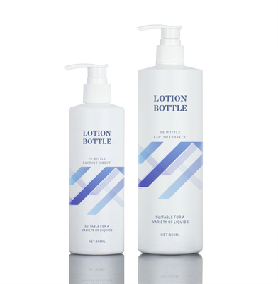 bouteille cosmétique de lotion de rond blanc du PE 300ml de 143mm pour l'emballage de gel de douche