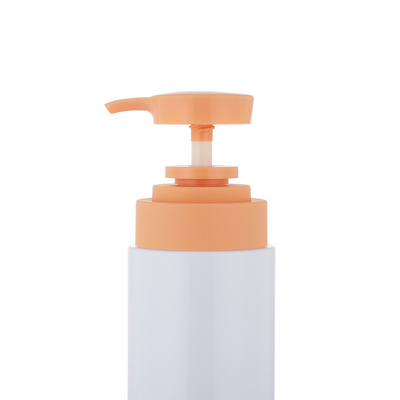 Emballage vide de récipient de bouteille cosmétique blanche claire de la lotion 100ml