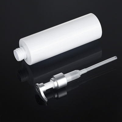 Bouteille en plastique d'emballage de soins de la peau de pompe de shampooing de douche d'ANIMAL FAMILIER du gel 200ml 500ml de conditionneur supérieur argenté rond blanc de sérum
