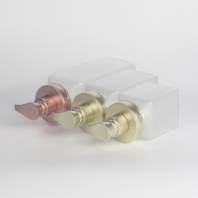 Bouteilles 200ml, bouteilles en plastique vides libres de Bpa privées d'air cosmétiques de lotion de pompe de 62mm