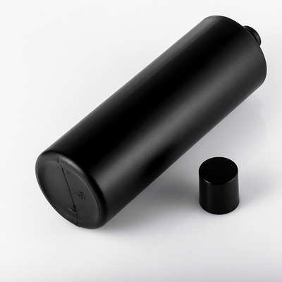 Bouteille 100ml en plastique givrée avec la matière plastique noire de PE de couvercle à visser