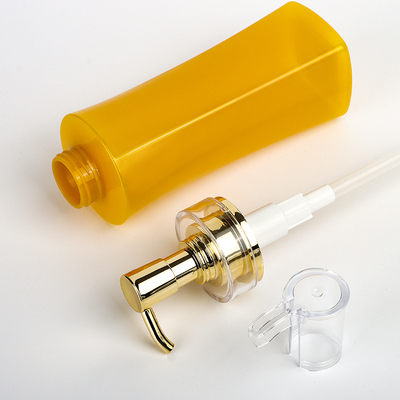 Bouteilles de empaquetage cosmétiques vides faites sur commande blanches en plastique de luxe faites sur commande de lotion de shampooing du beurre 350ml de corps d'or
