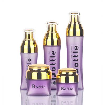 L'emballage cosmétique d'ANIMAL FAMILIER place la largeur de Multiusage 44mm avec la pompe